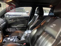 کرایسلەر 300